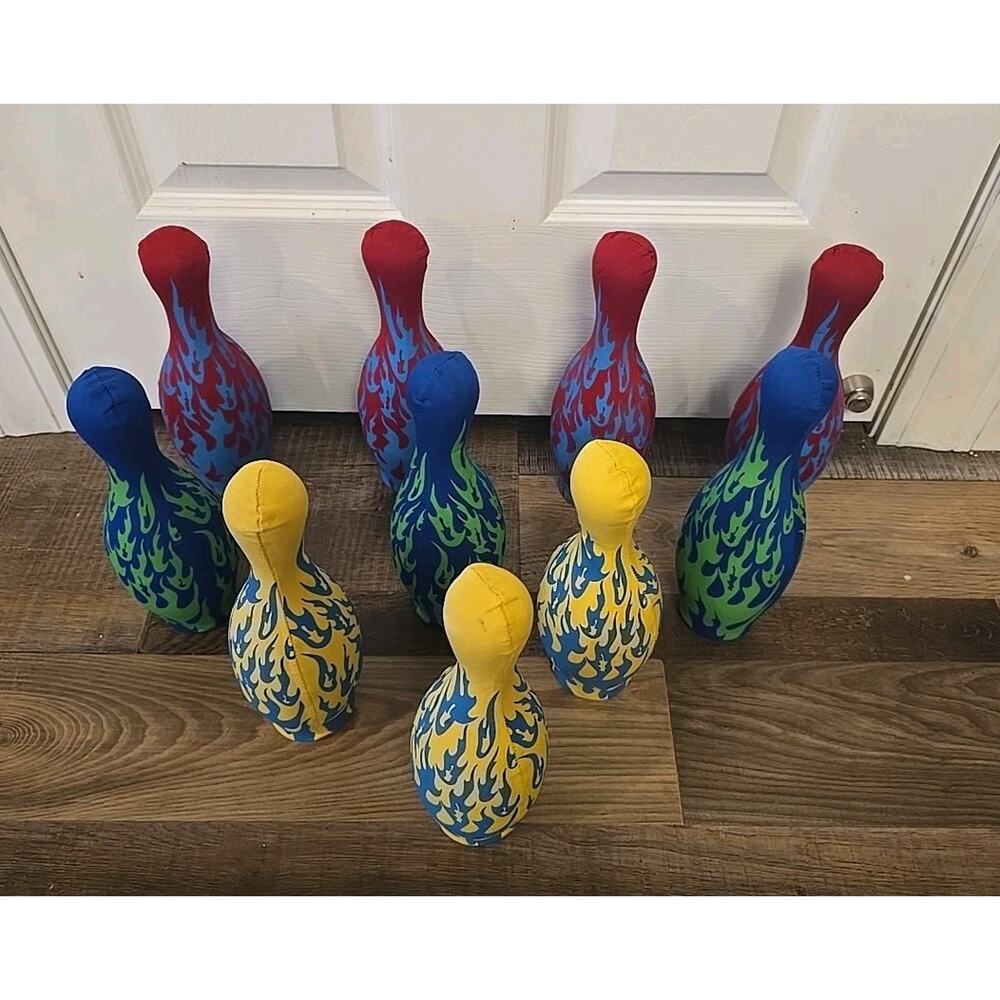 12712 Small World Toys Active Lucky Lanes Bowling Pin Set 10 Piece No Ball